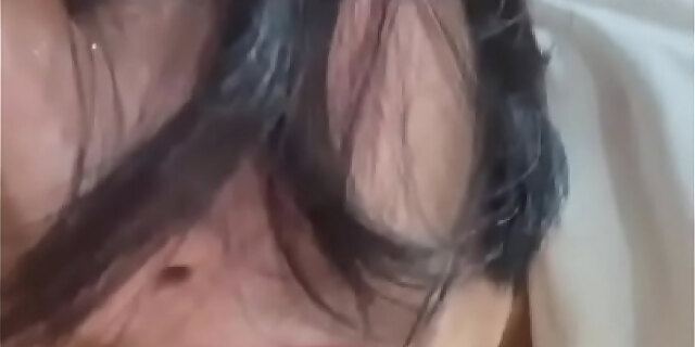 亚洲,胸部